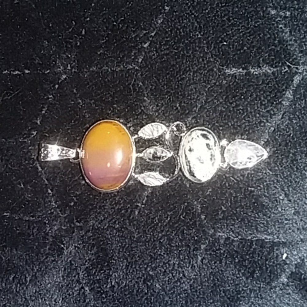 Pendant